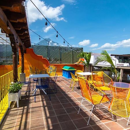 Why Not Hotel Antigua Ngoại thất bức ảnh