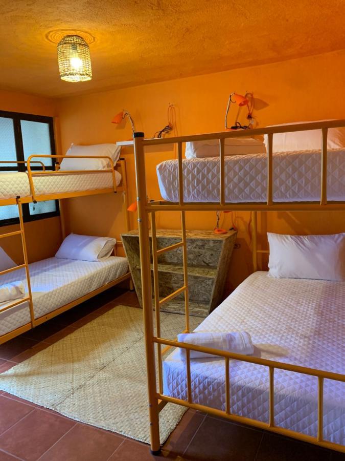 Why Not Hotel Antigua Ngoại thất bức ảnh