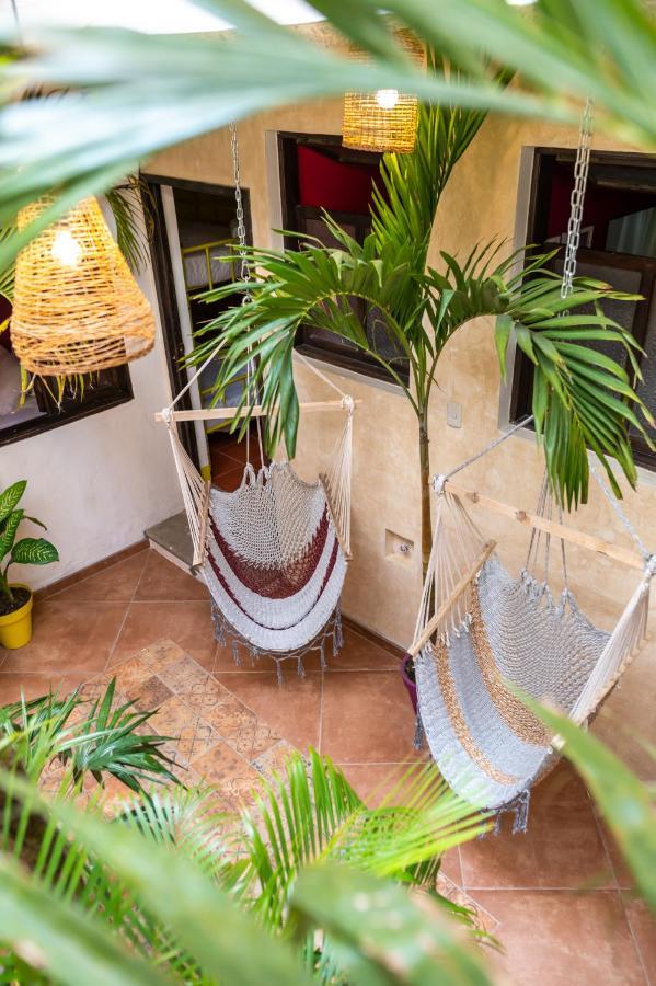 Why Not Hotel Antigua Ngoại thất bức ảnh