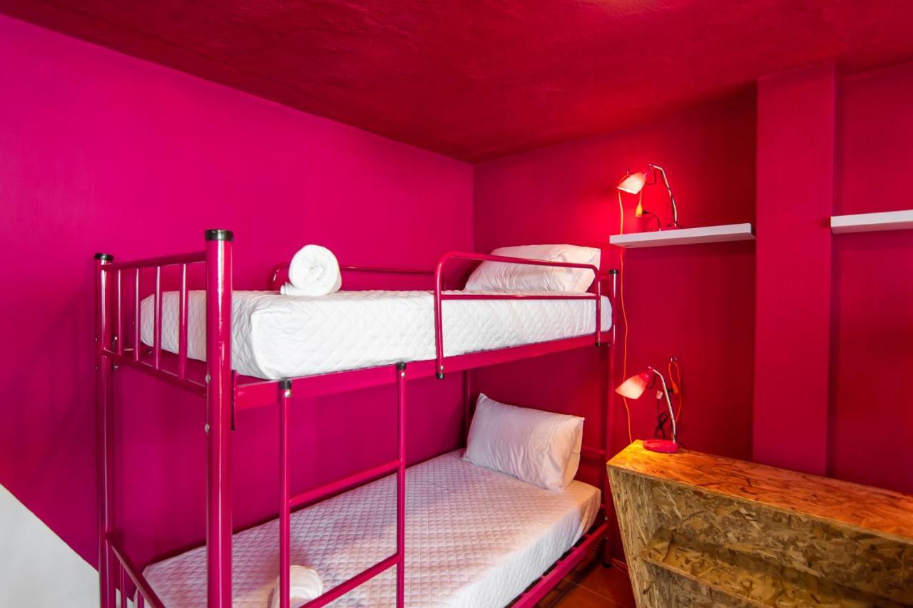 Why Not Hotel Antigua Ngoại thất bức ảnh
