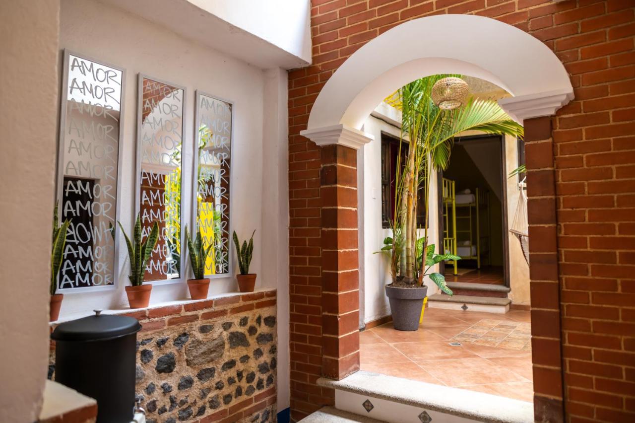 Why Not Hotel Antigua Ngoại thất bức ảnh