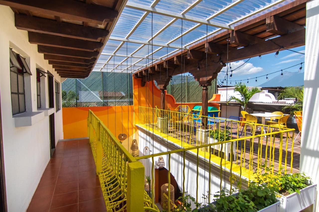 Why Not Hotel Antigua Ngoại thất bức ảnh