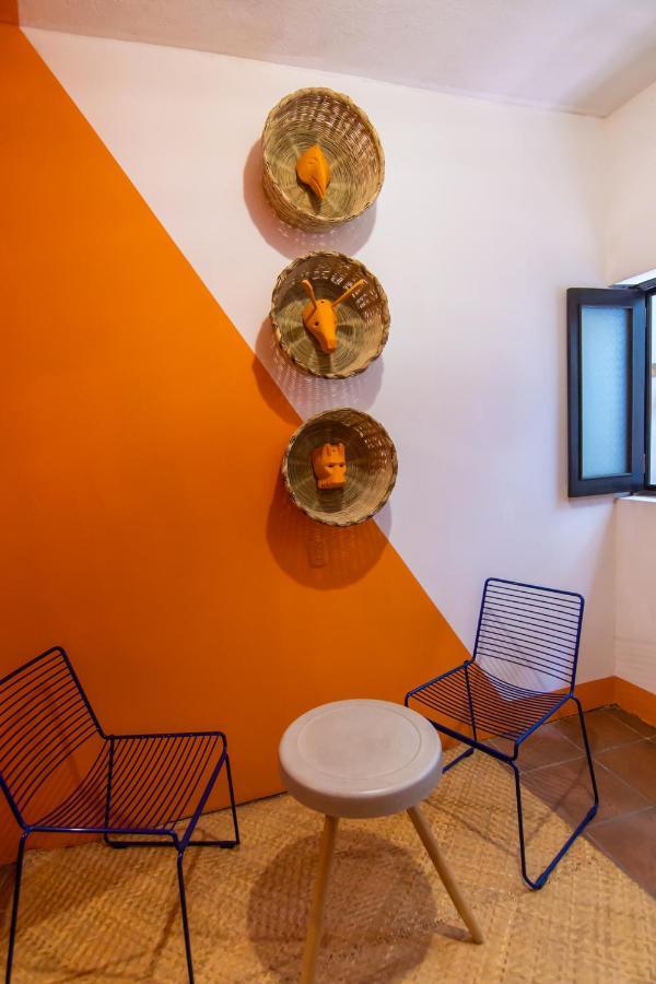 Why Not Hotel Antigua Ngoại thất bức ảnh