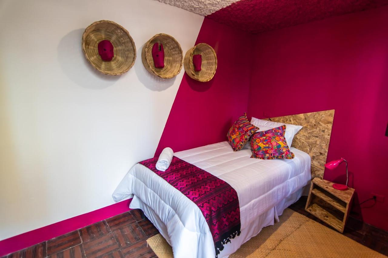 Why Not Hotel Antigua Ngoại thất bức ảnh