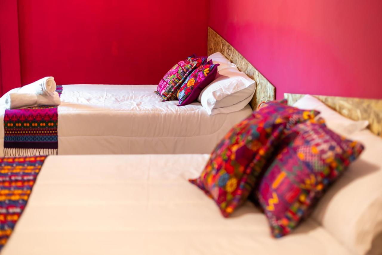 Why Not Hotel Antigua Ngoại thất bức ảnh