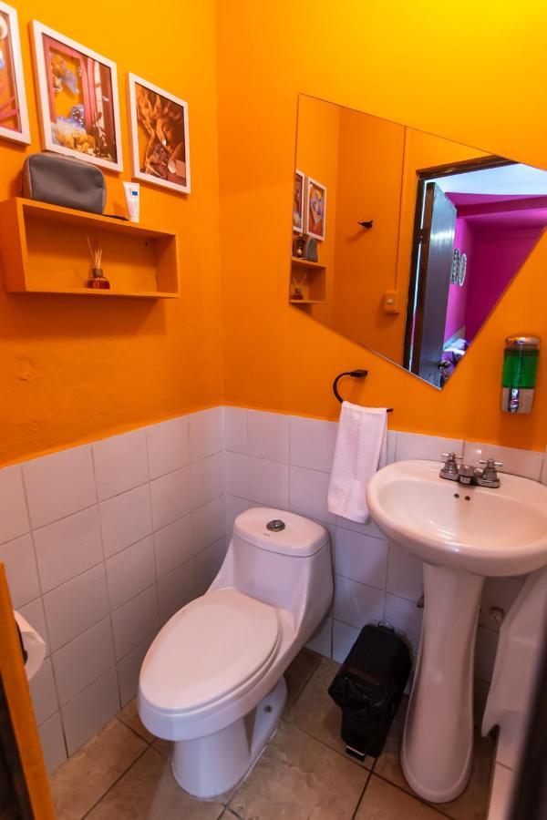 Why Not Hotel Antigua Ngoại thất bức ảnh